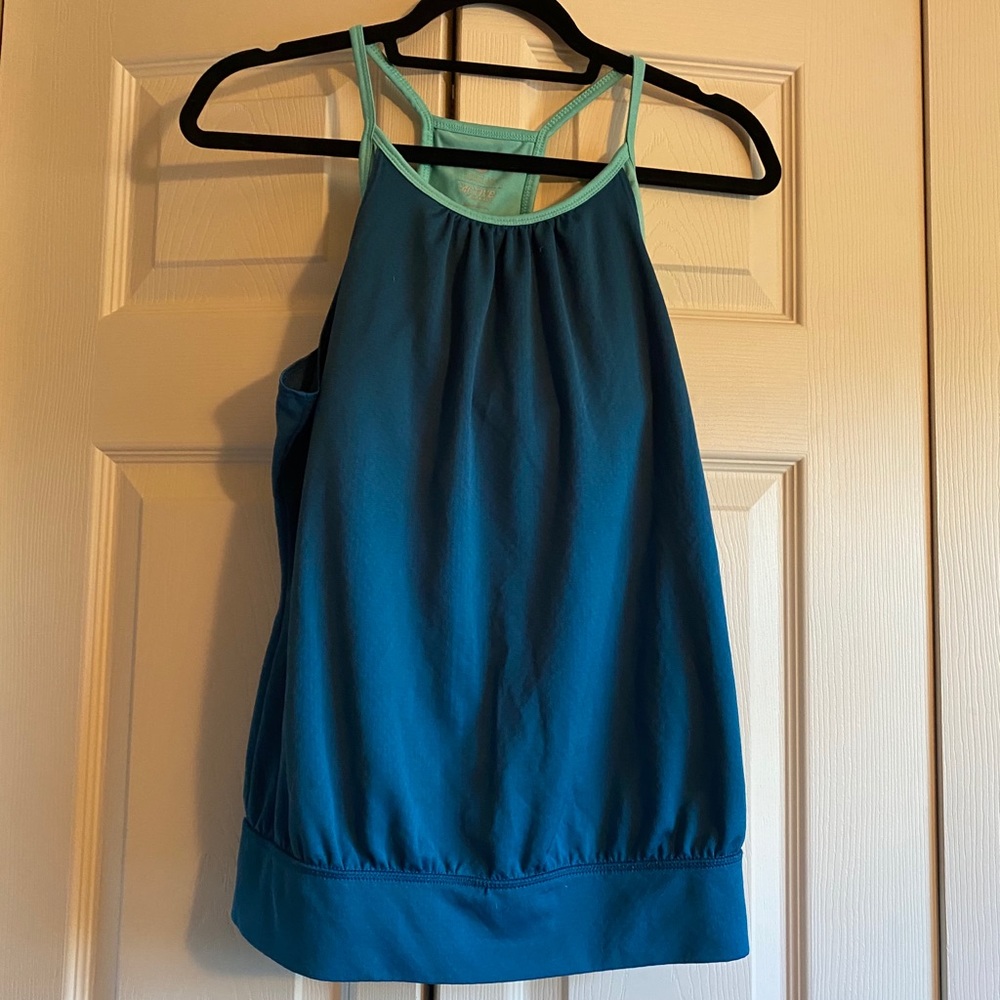 Active tank top with built in sports bra loose fit